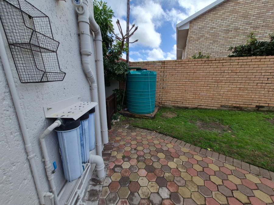 4 Bedroom Property for Sale in Dana Bay Western Cape